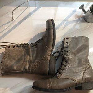 Steve Madden grey genuine leather combat boots